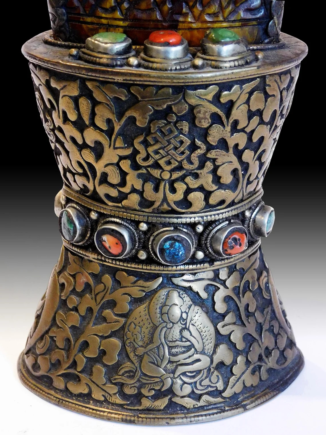 Antique Tibetan Amber Offering