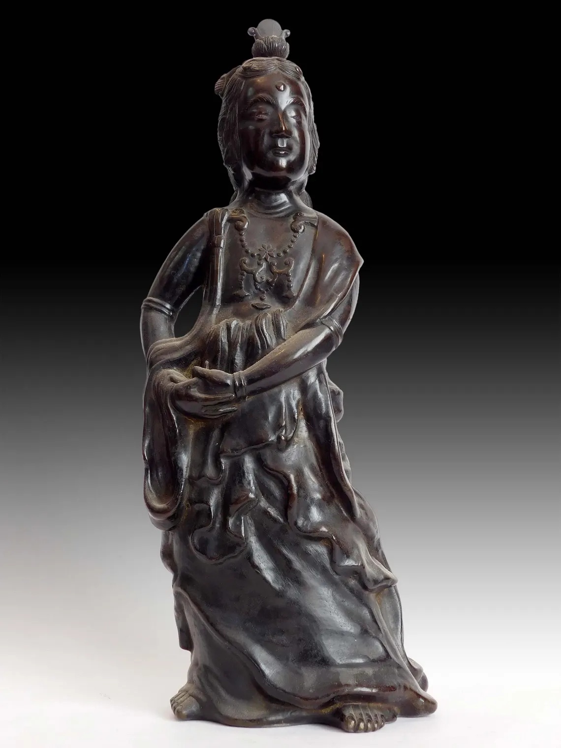 Vintage Japanese Bronze Kannon Bosatsu Kakei Reign Seal Guan Yin Buddha Statue 14 inch H 觀音菩薩
