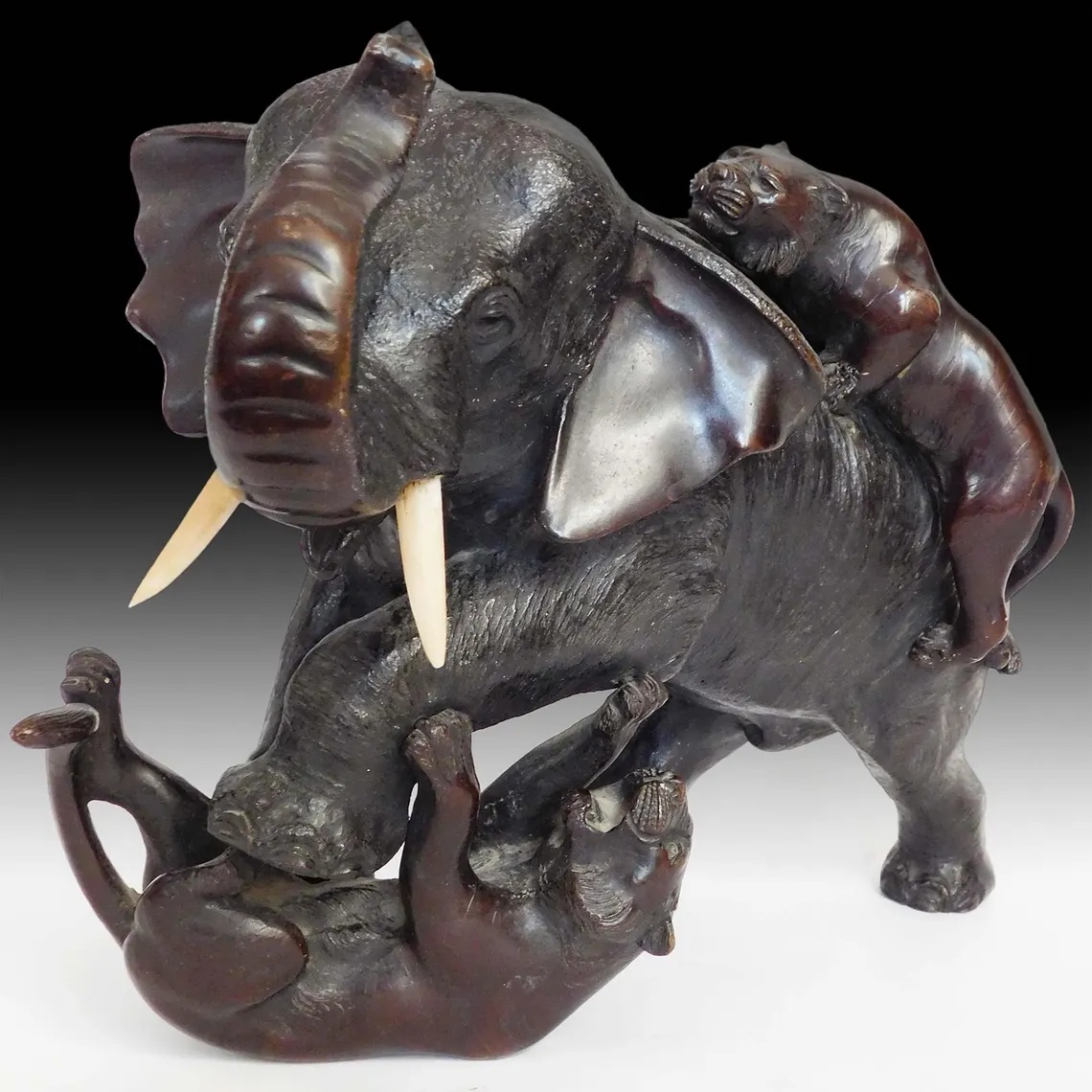 Antique Japanese Meiji Bronze Elephant Fighting Tigers Okimono Statue Sig. Genryusai Seiya 誠谷作
