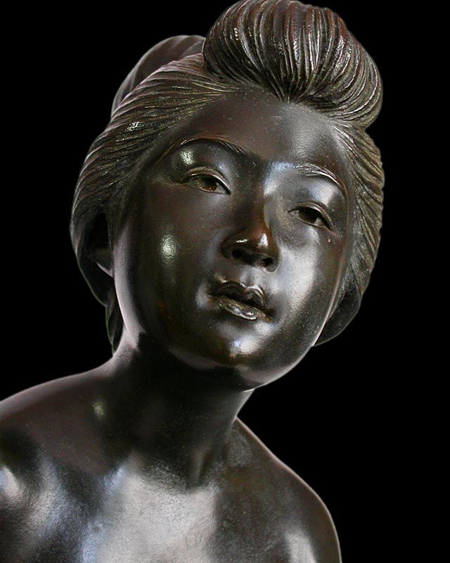 Okazaki Sessei Bronze Nude close up