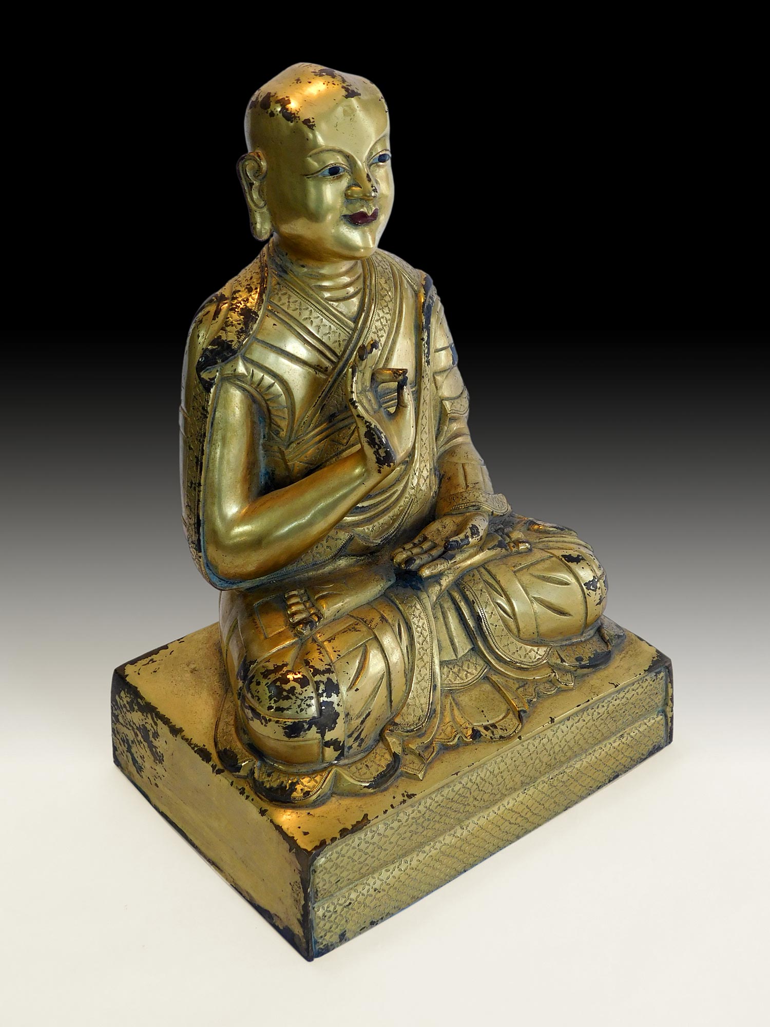 Dalai Lama Rinpoche Statue lt