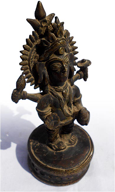 Adivasi Vishnu Statue rt