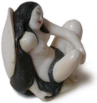 Erotic Diver Girl Netsuke