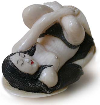 nude diver girl Netsuke