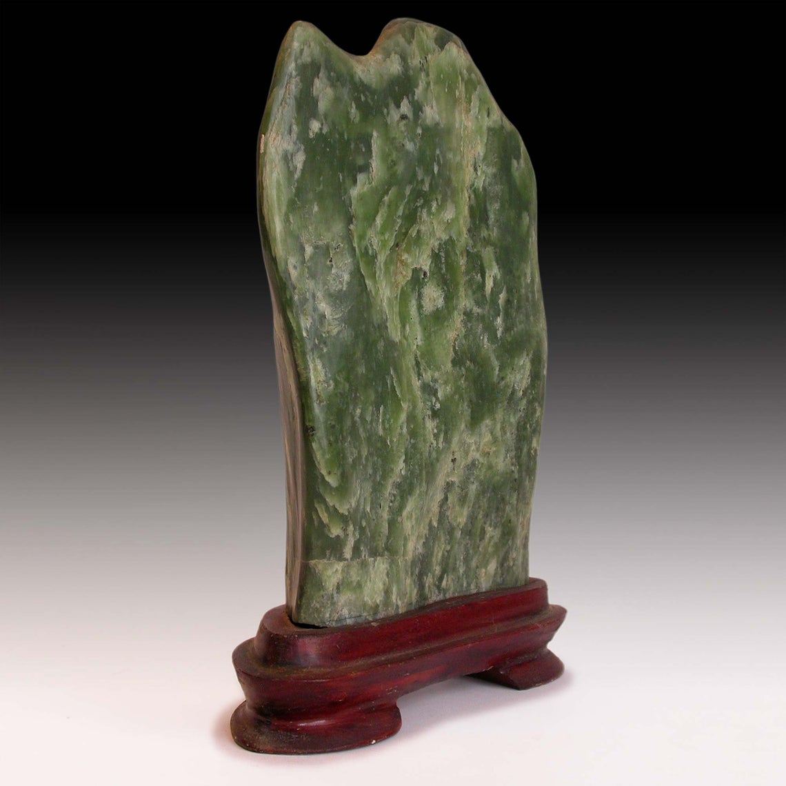 Suiseki Viewing Stone 軟玉綠玉水石