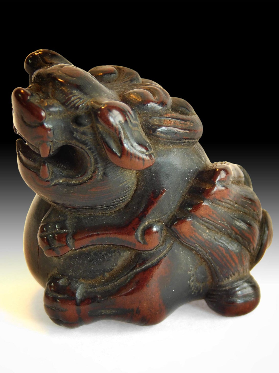 Kara Shishi 獅子根付