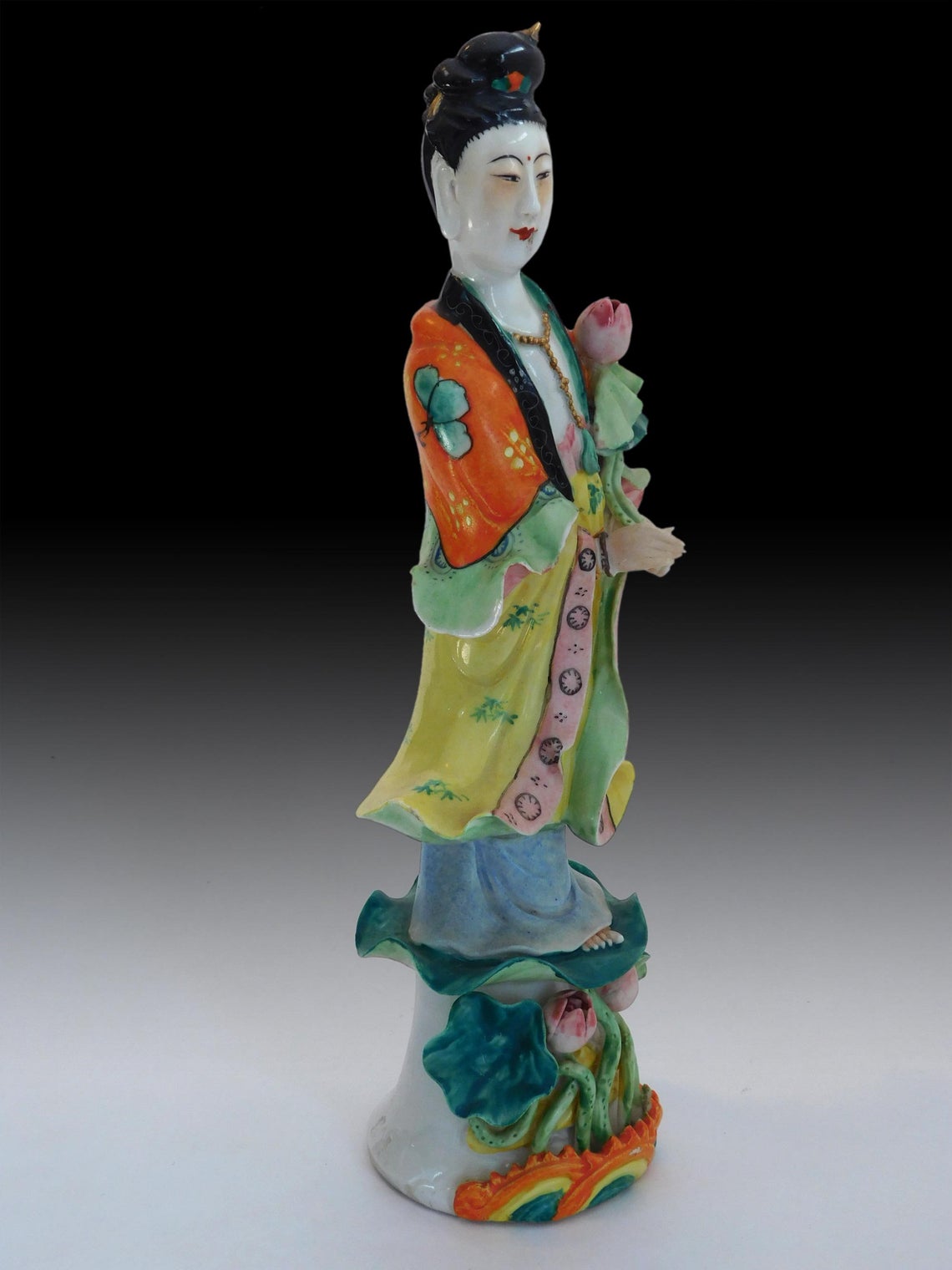 Guan Yin 莲花観音