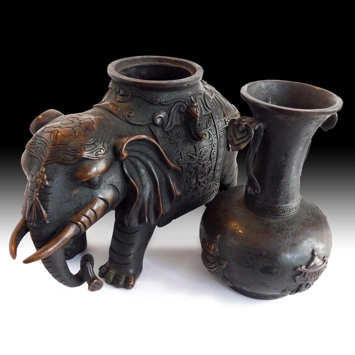 Sacred Elephant Censer with Four Treasures Antique Chinese Bronze Incense Burner 紅銅象香爐