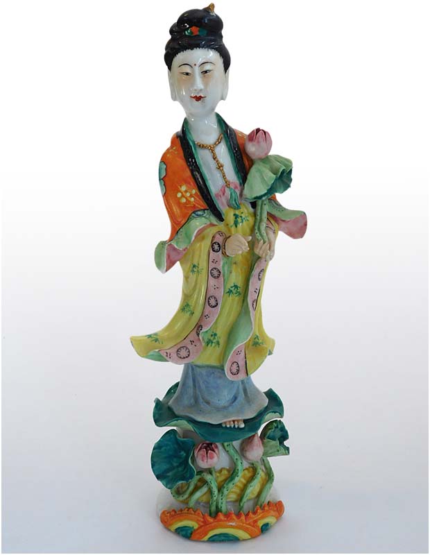Lotus Pond Guan Yin Vintage Chinese Republic Famille Rose Porcelain Statue 莲花観音