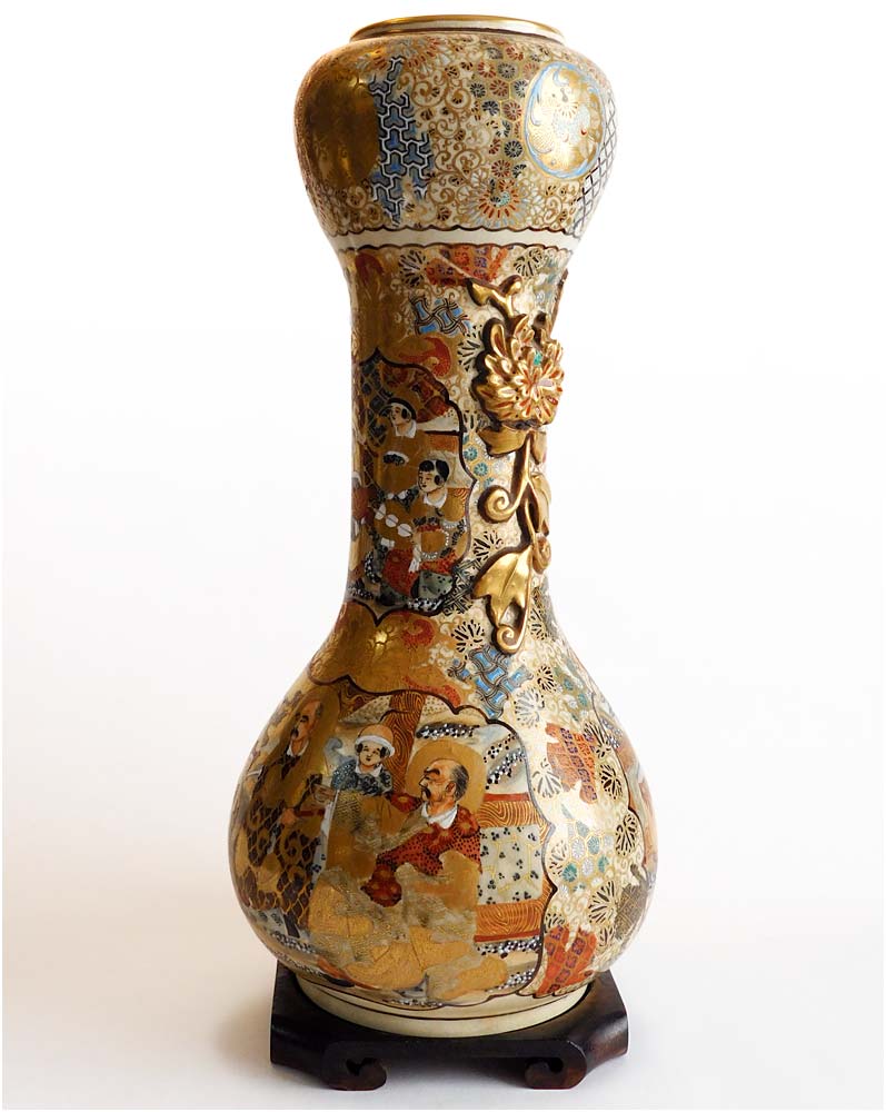 Kyo Satsuma Zen Master Rakan Teaching Antique Japanese Meiji Porcelain Ceramic Vase 京薩摩蒜头瓶