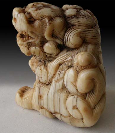 Edo Shishi Lion Netsuke