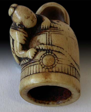 Benki Stealing Bell Stag Horn Netsuke