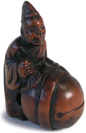 Shinto Priest Cleaning Mokugyo  Wood Netsuke 
