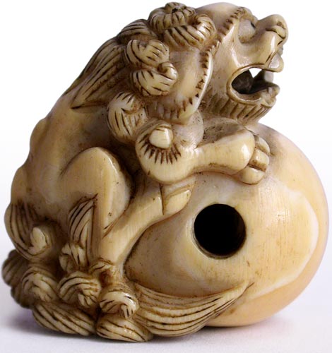 Lion Shishi Netsuke