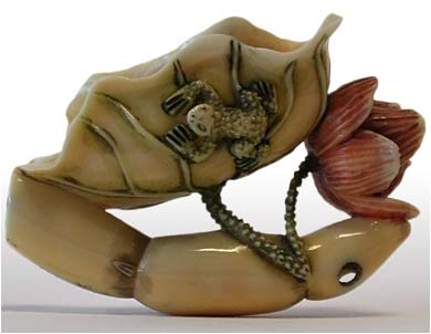 Lotus Frog Netsuke 