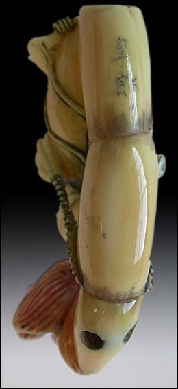 Lotus Born Netsuke sig Shoro