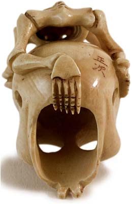 Skeleton Netsuke Sig