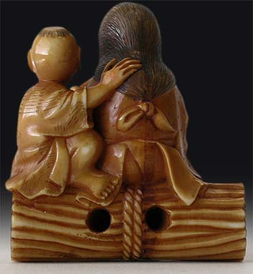 Smoking Mother and Child Netsuke back