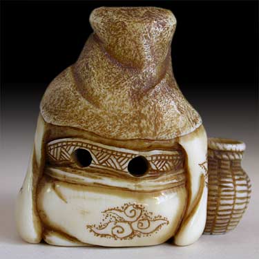 Sage Taikobo Netsuke back