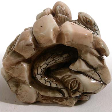 Snake and Mouse Netsuke bottom