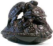 Turtle Family Horn Netsuke