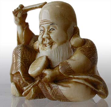 Fukurokuju Playing Drum Netsuke