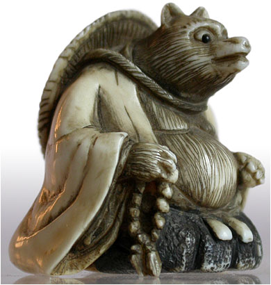 Tanuki Priest Netsuke rt