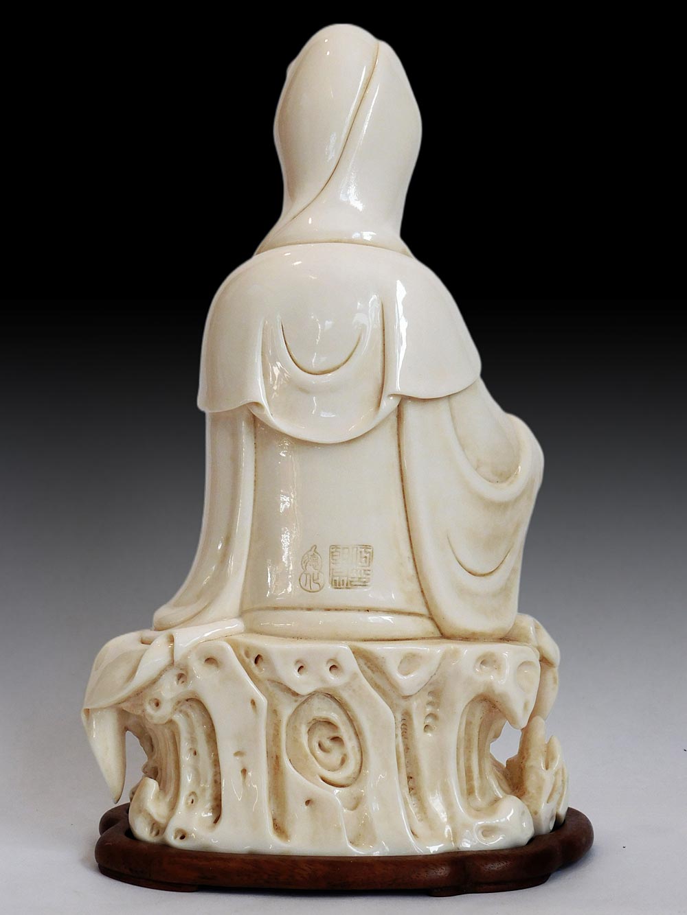 White Porcelain Kwan Yin