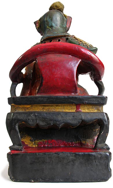 God of Wealth back view