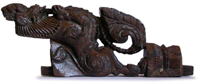Leogryph Wood Strut