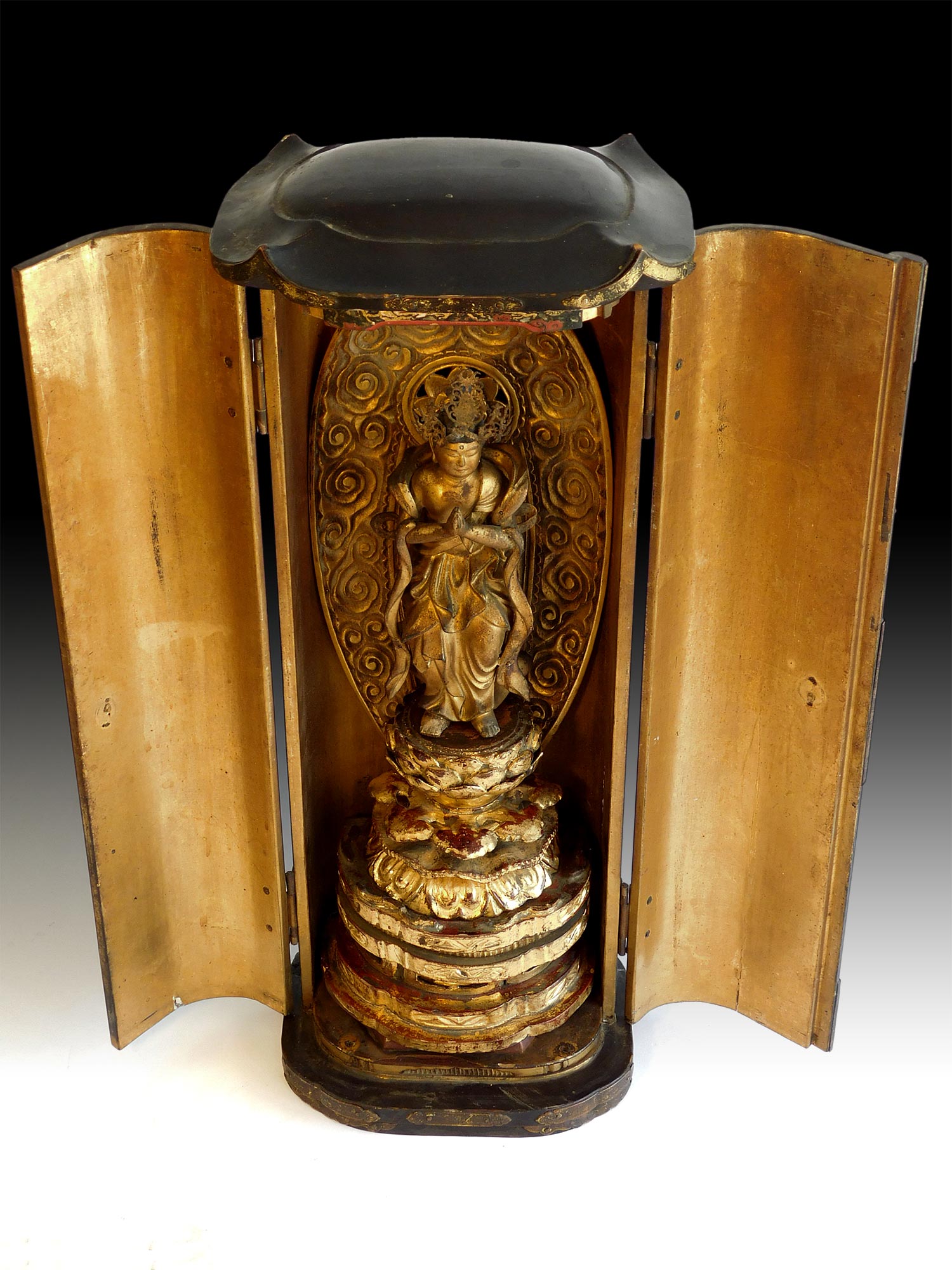 Kannon Bosatsu Butsudan lt.