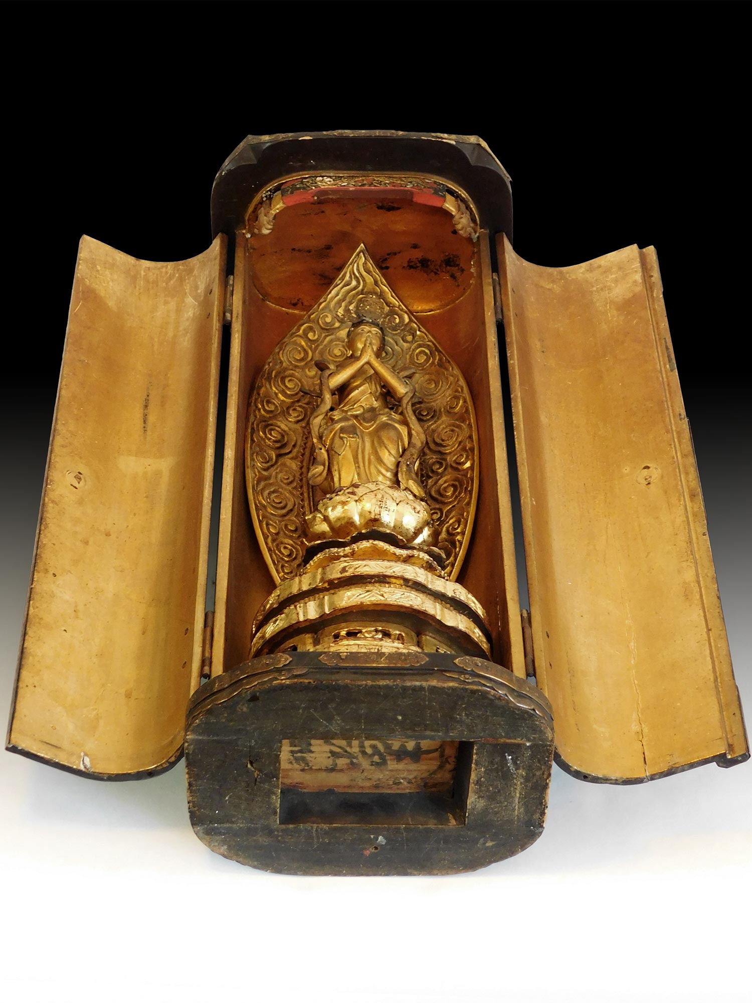 Kannon Bosatsu Butsudan rt.