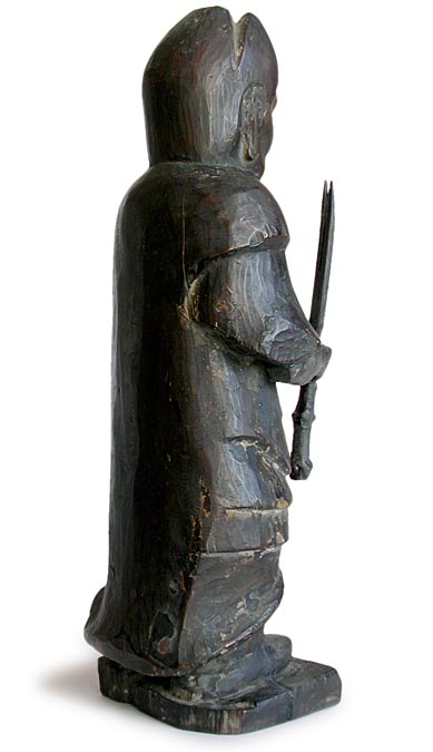 Lokapala side view