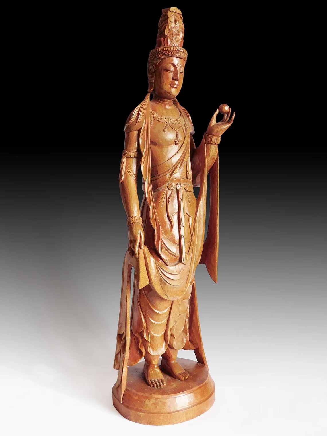 Kannon Bosatsu Buddha Statue