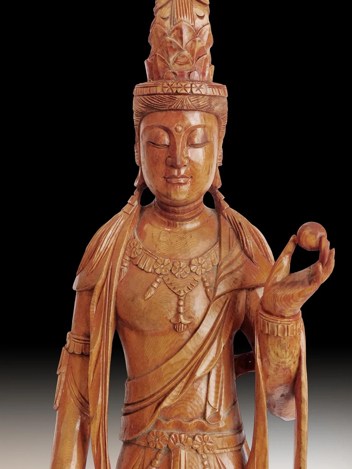 Vintage Japanese Kannon Bosatsu